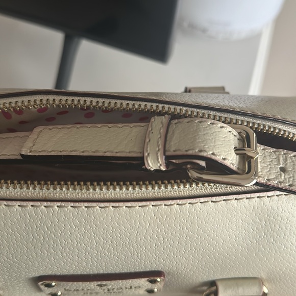 Cream kate spade cross body satchel - Picture 10 of 10